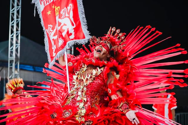 Carnaval 2026: Guia de blocos de rua e escolas de samba em Porto Alegre